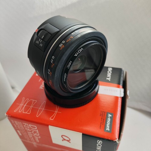 Objectif sony f - objectif, f/2.8