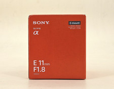 Sony SEL11F18, Objectif E 11